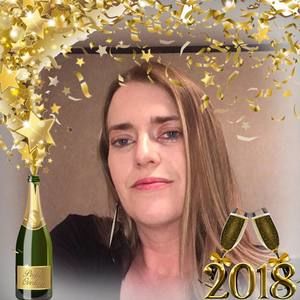 Meet your Posher, Crystal